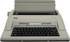 Nakajima WPT-160 Electronic Portable Typewriter